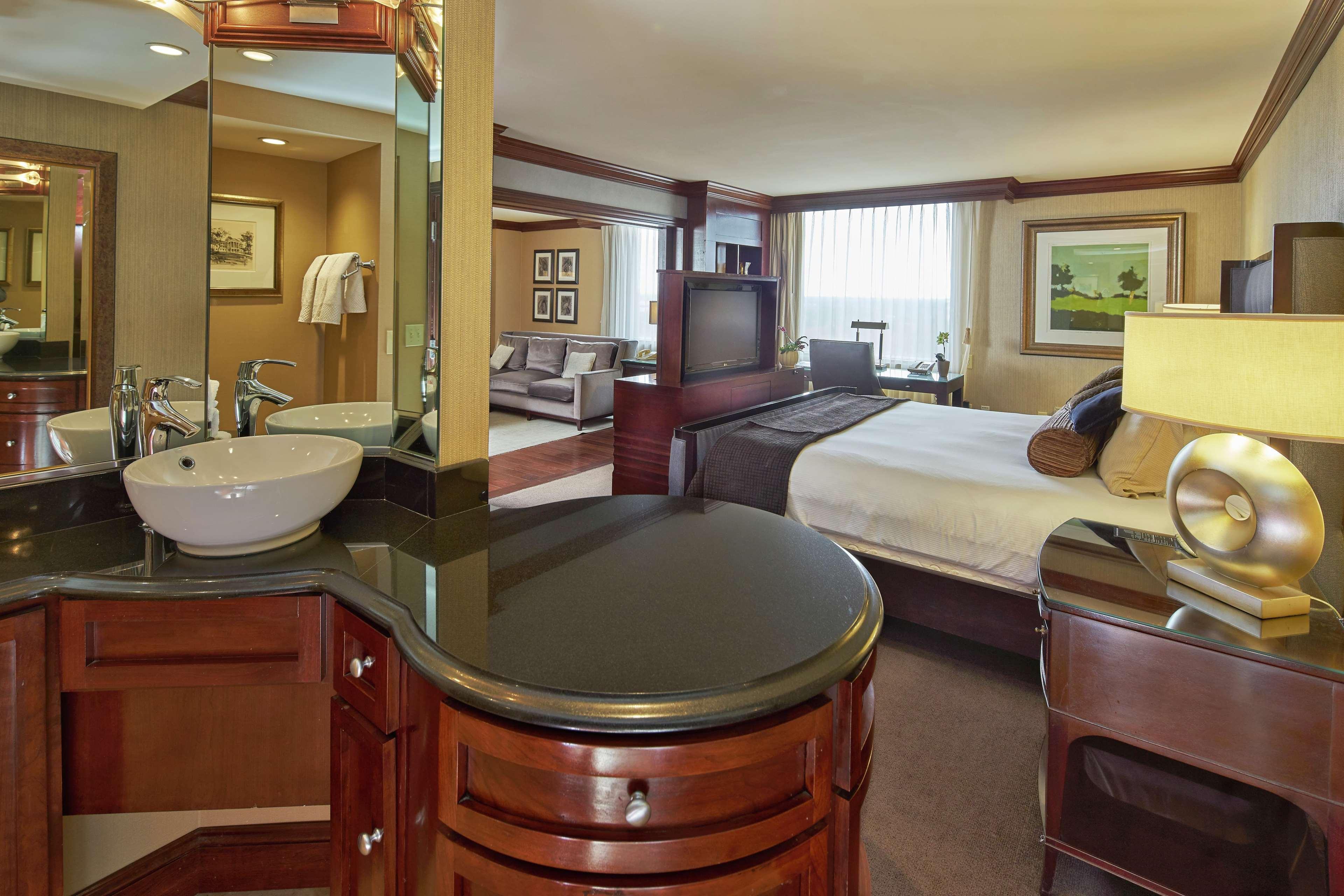 ฮิลตัน รอลีจ์ นอร์ทฮิลล์ Hotel ราลลี ห้อง รูปภาพ