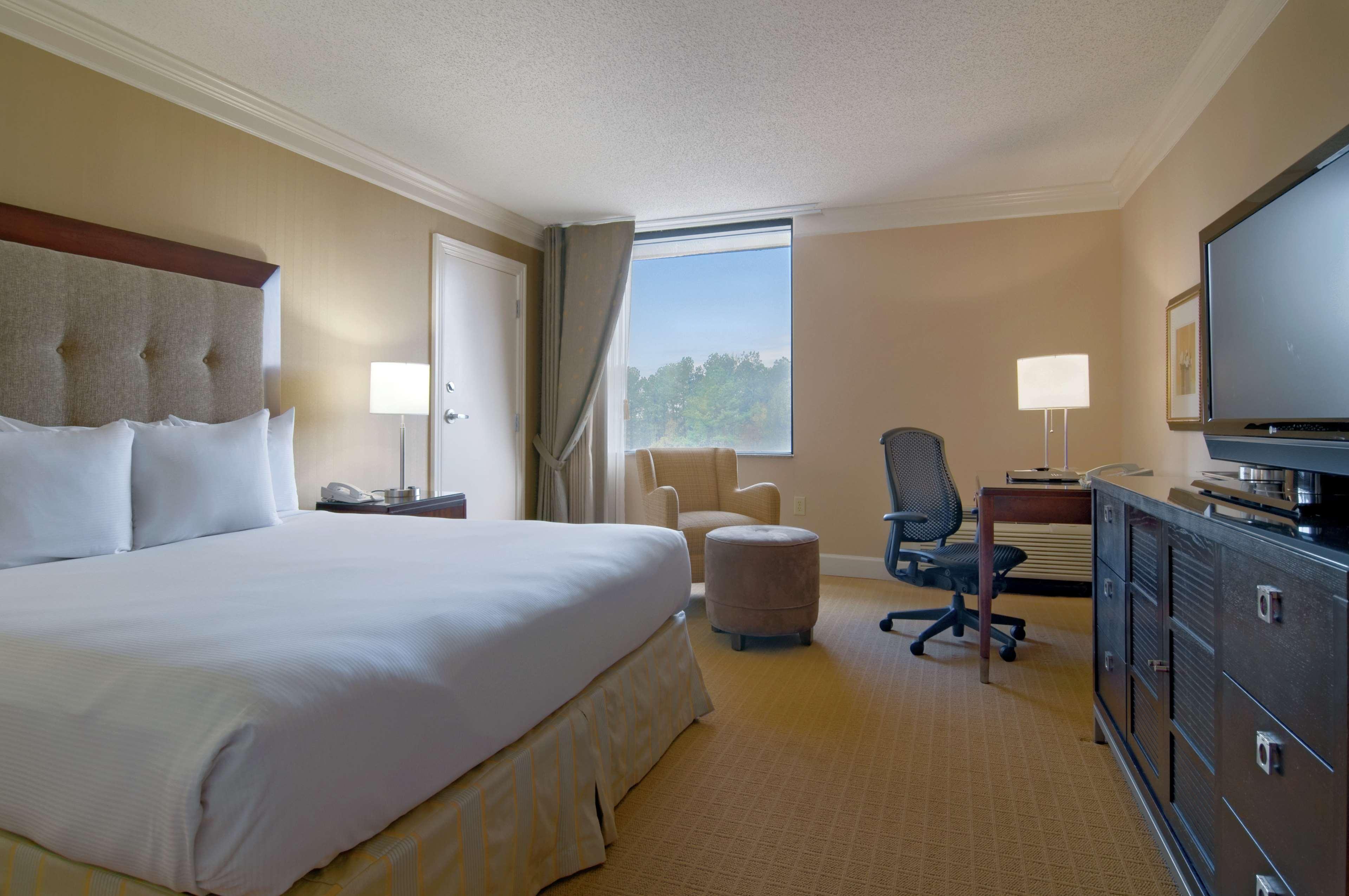 ฮิลตัน รอลีจ์ นอร์ทฮิลล์ Hotel ราลลี ภายนอก รูปภาพ