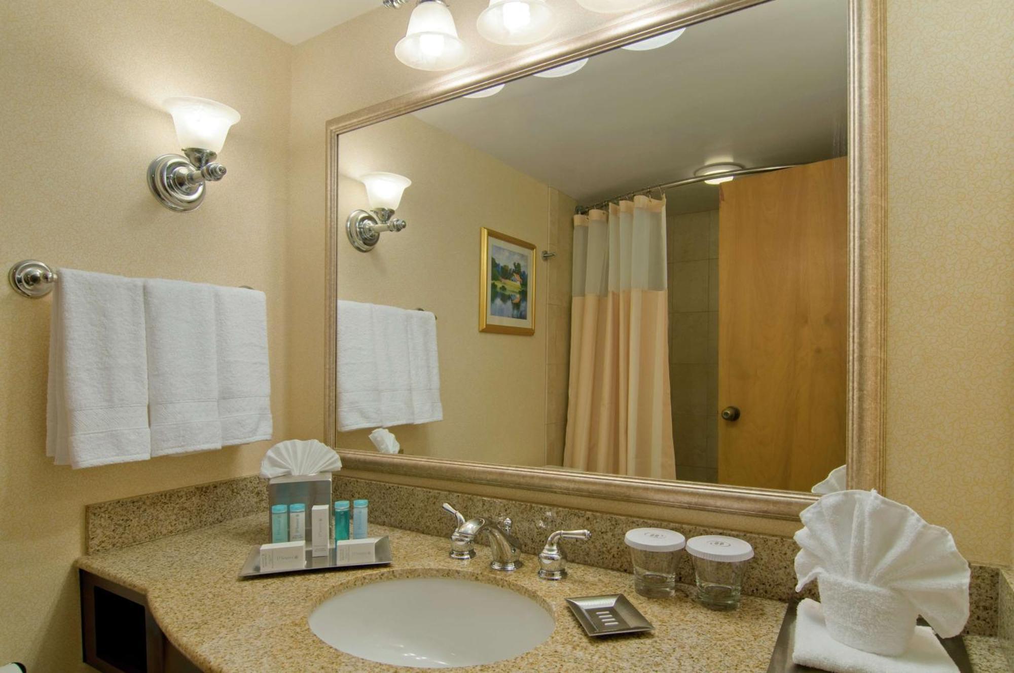 ฮิลตัน รอลีจ์ นอร์ทฮิลล์ Hotel ราลลี ภายนอก รูปภาพ